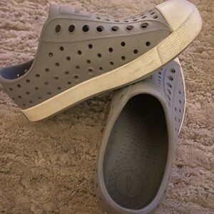 Native Kids Shoes in Gray and White